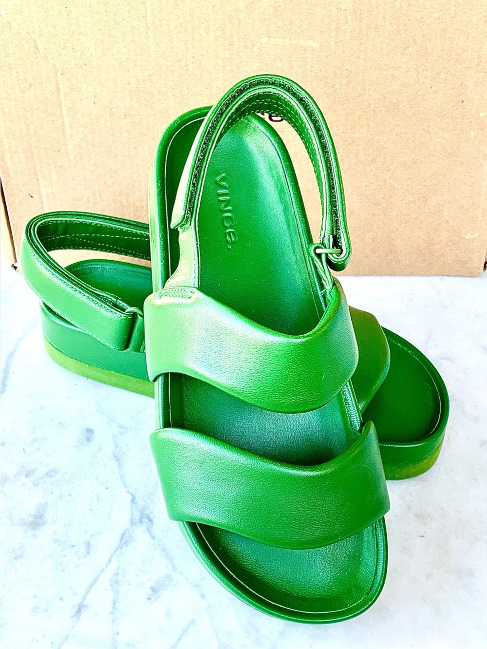 VINCE GEMINI PALMLEAF LE Green Leather Slingback Sandals SIZE 6.5 NEW IN BOX